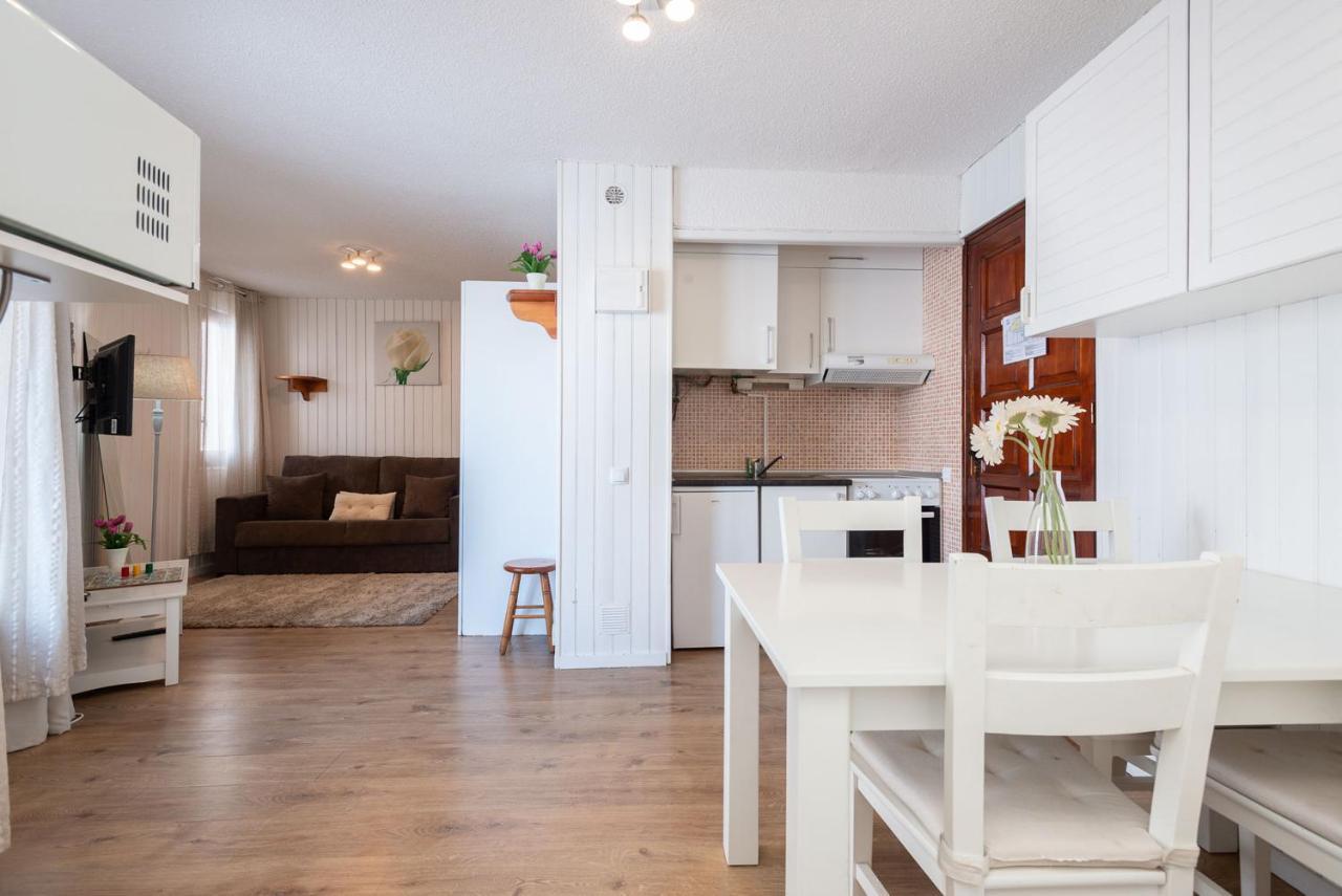 Apartamentos Vaquers Mikka 3000 ปาสเดลากาซา ภายนอก รูปภาพ